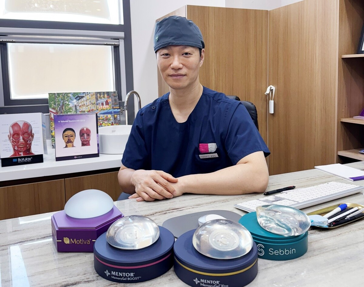 가슴 재수술, 신중한 보형물 선택과 맞춤 치료 계획 수립이 관건